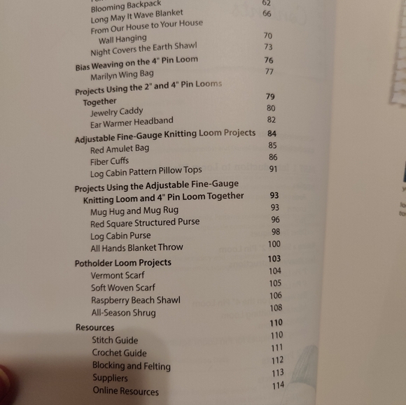 New book Pin loom weaving to go, by Margaret Stump - Picture 5 of 5